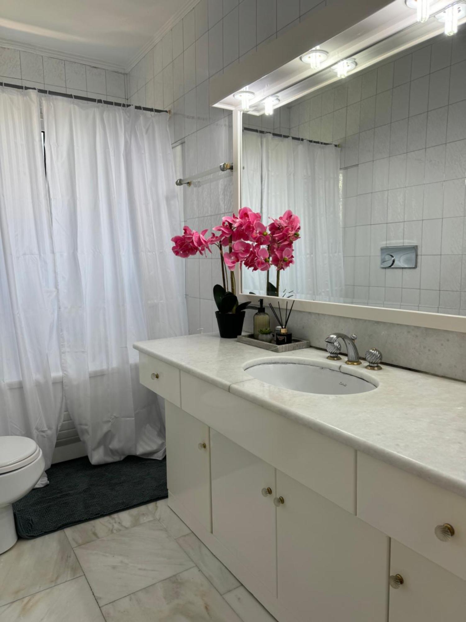 Vouliagmeni Seaside Escape Apartman Athén Kültér fotó