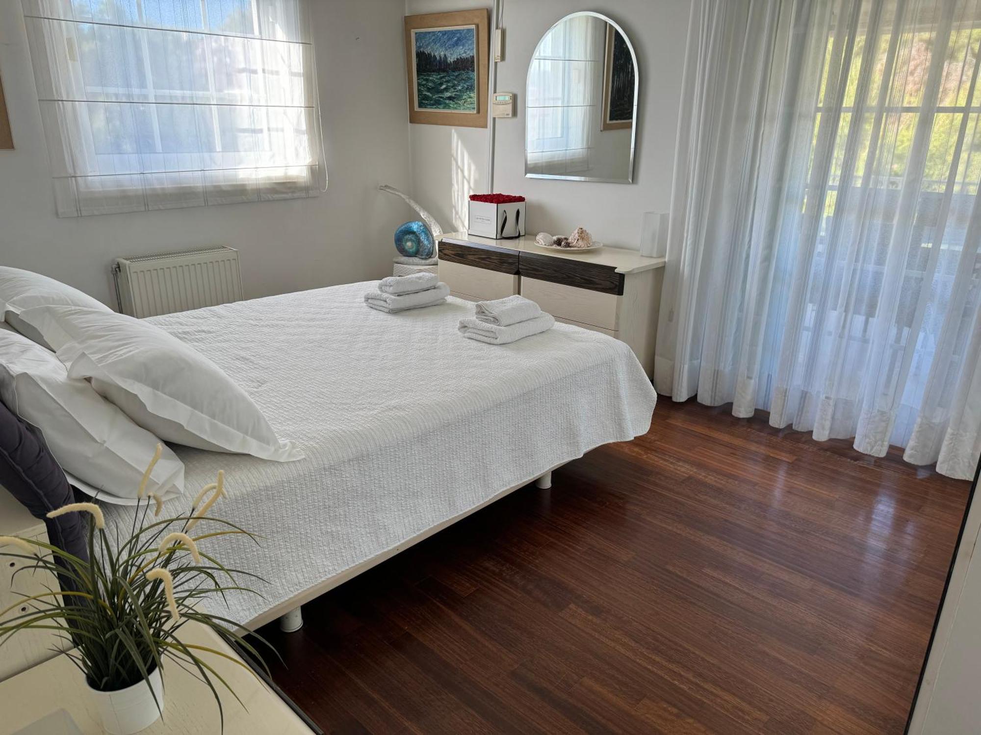 Vouliagmeni Seaside Escape Apartman Athén Kültér fotó